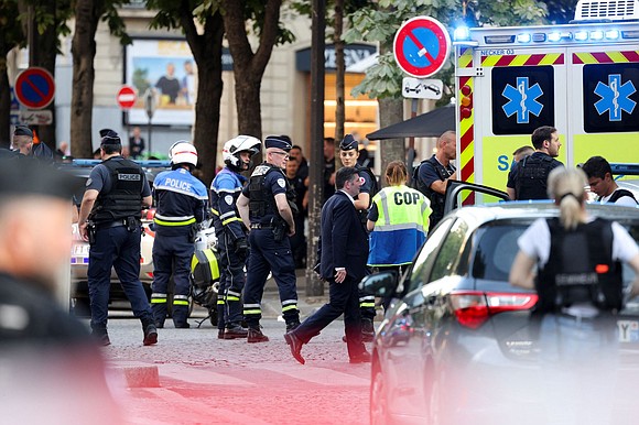 A police officer was attacked and injured in central Paris on Thursday evening, as France ramps up security measures in …