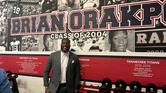 On Saturday, August 10, 2024, Lamar High School proudly welcomed back one of its most distinguished alumni, Brian Orakpo, a …