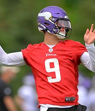 JJ McCarthy will undergo surgery for a torn meniscus.
Mandatory Credit:	Nick Wosika/Icon Sportswire/Getty Images via CNN Newsource