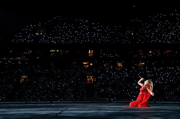 Taylor Swift will return to the stage at London’s Wembley Stadium on Thursday, just over a week after three of …