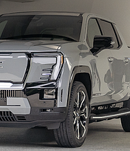 2024 GMC Sierra EV Denali Edition 1