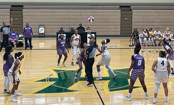 The Richmond Roadrunners fell to the Maryland Sparks 87-75 in Women’s American Basketball Association (WABA) action last Saturday, dropping their …