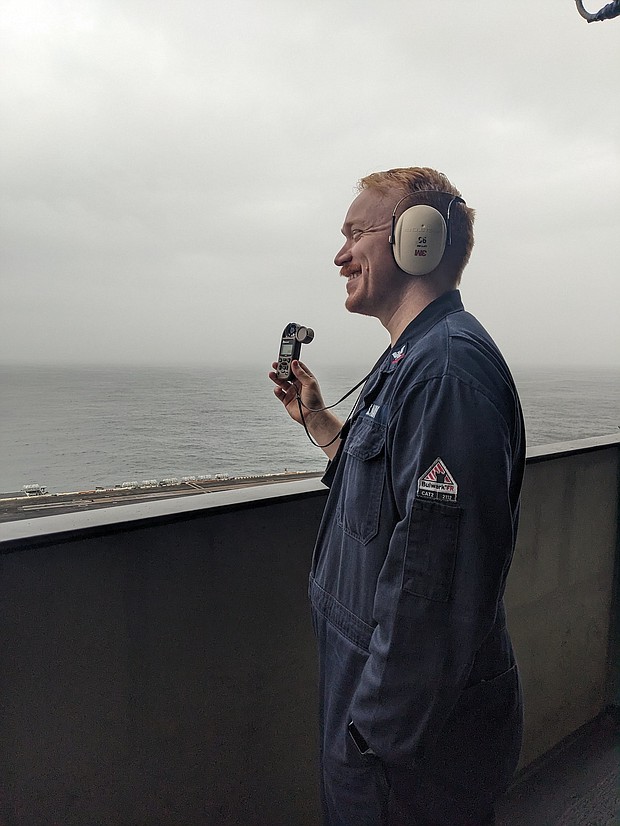 Petty Officer 2nd Class Hunter Turlington