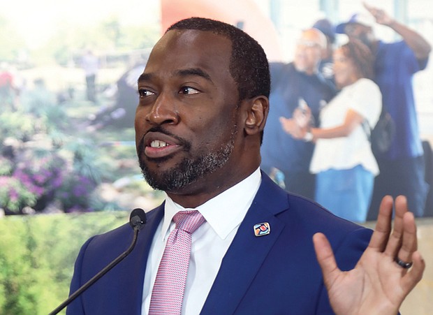 Mayor Levar M. Stoney at the press conference on Aug. 27.