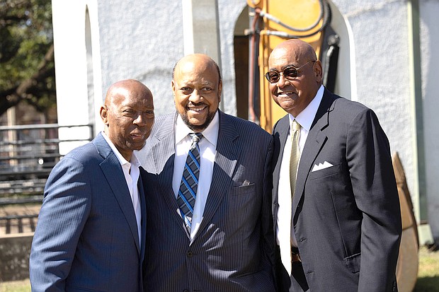 Left to Right: Former Houston Mayor Sylvester Turner; Elwyn Lee; the late Congresswoman Sheila Jackson Lee’s husband; and Commissioner Rodney Ellis/
Photos by Ivonne Godinez with Office of Harris County Commissioner Rodney Ellis