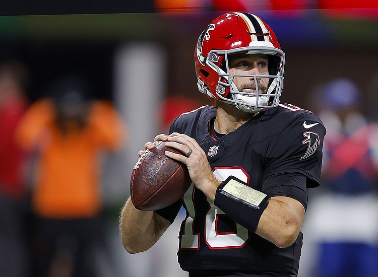 Kirk Cousins passes for franchiserecord 509 yards as Falcons stun