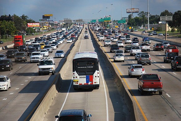 Houston drivers, buckle up! If you’re planning to hit the I-45 Gulf Freeway this weekend, you might want to adjust …