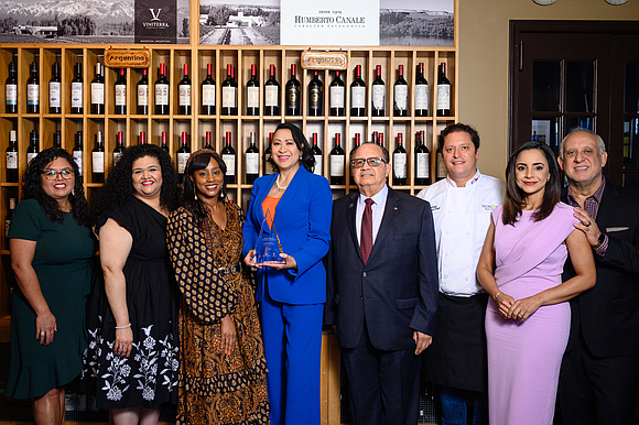 As the vibrant city of Houston comes together to celebrate Hispanic Heritage Month, Comcast, in partnership with Telemundo Houston, continues …