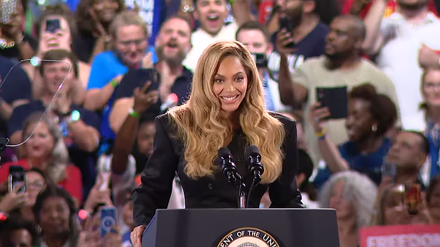 Beyonce' speaking at Shell Stadium.