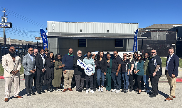 Teams HAUL, GEICO, Enterprise, Black Tie Collision and NABC awarding – Elijah Jones