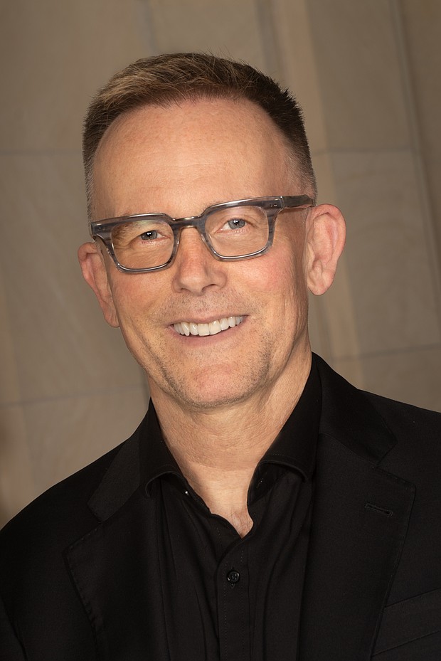 Craif Hella Johnson headshot_Photo Credit Cassandra Weyendt