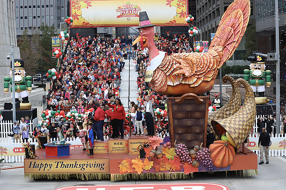 The iconic H-E-B Thanksgiving Day Parade is looking for volunteers to help kick off the holiday season with a celebration …