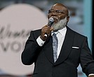 Bishop T.D. Jakes shares a message prior to his daughter Sarah Jakes Roberts taking the stage at the kickoff of the three-day Woman Evolve conference in September 2023.