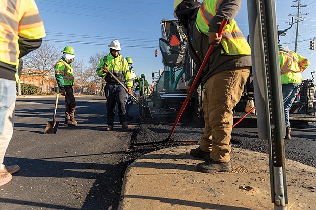 Construction crews repaved Leigh Street from Myers Street to North Allen Avenue, just be-
hind the Science Museum, on Monday, Dec. 2, 2024. The work was expected to be completed
in time for the Christmas Parade, which begins at the Science Museum, providing an alternate
travel route while Broad Street is closed.
The repaving precedes plans to reorganize bike lanes as part of two new quick-build bike lane
projects announced by the Department of Public Works on Nov. 14. These projects, part of the
city’s Vision Zero initiative, aim to improve roadway safety and access.