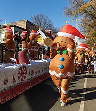 Who needs wheels when you’re a walking Christmas treat?