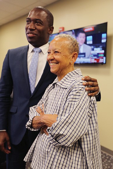 Dr. Nikki Giovanni spends time with Richmond Mayor Levar M. Stoney prior to speaking at Virginia Union University’s 2nd Annual Conference on Undergraduate Research on April 28, 2017, at the Dr. Claude G. Perkins Living and Learning Center at Virginia Union.