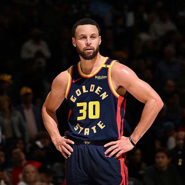 Steph Curry didn't make a single field goal in the Warriors' loss.
Mandatory Credit:	Grant Burke/NBAE/Getty Images via CNN Newsource