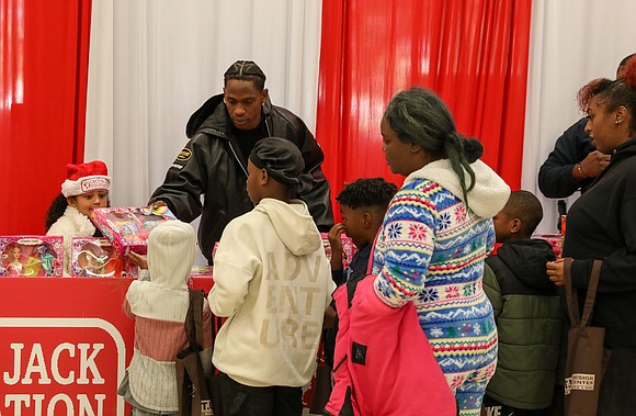 This past Saturday, Texas Southern University (TSU) transformed into a festive haven as Travis Scott’s Cactus Jack Foundation brought its …