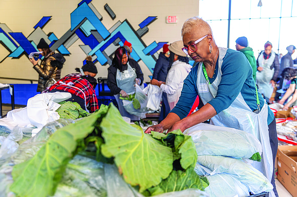 Richmond Public Schools held its Holiday Harvest Distribution on Saturday at Martin Luther King Jr. Middle School, where volunteers assembled …