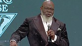 Bishop T.D. Jakes speaks during a New Year’s Eve service at The Potter’s House, Dec.
31, 2024, in Dallas.