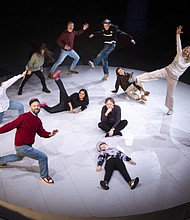 Carmel DiLiberto (hand on the mirror), Gustav Deinoff, Lisa Marie DiLiberto, Kari Ramnefjell, Tayza Naing, Deniz Göl, Alejandro Vivanco, Diana Meriline, Erik Uddenberg och Rita Lemivaara at Unga Klara in Stockholm. Foto: Sara P Borgström.