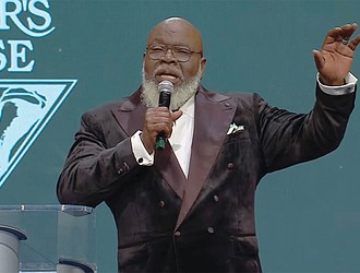 Bishop T.D. Jakes speaks Dec. 31 during a New Year’s Eve service at The Potter’s House in Dallas.