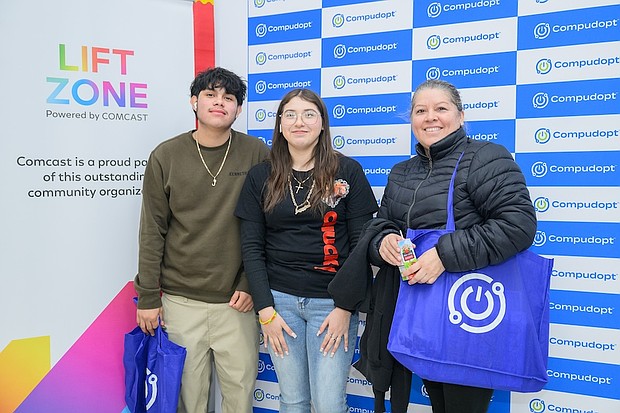 Compudopt and Comcast shrink digital divide through free tech and wifi access - photo courtesy of Comcast Texas