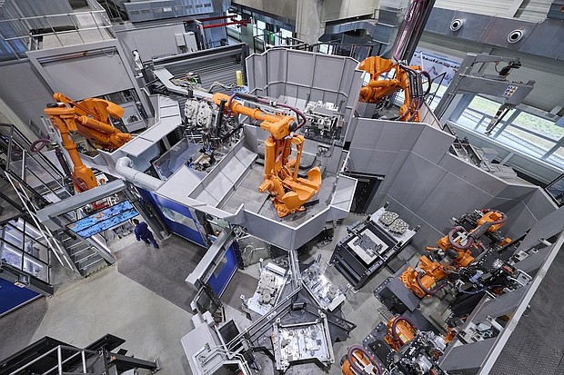 Manufacturing of Electric Engine Housing 6th Generation Light Metal Foundry Landshut