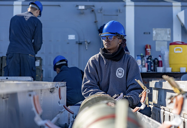 Gunner’s Mate 3rd Class Naomi Taylor 
SAGAMI BAY, AT SEA
01.30.2025
Photo by Petty Officer 1st Class Hannah Fry 
Commander, Task Force 71/Destroyer Squadron 15