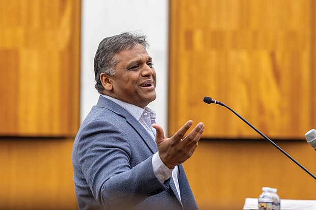 Mayor Danny Avula at Monday’s City Council meeting.
