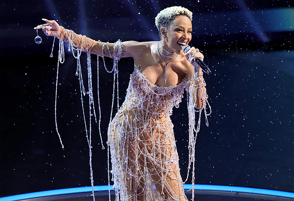 The Oscars 2025 red carpet just got a wild upgrade, thanks to none other than Doja Cat. The chart-topping, genre-defying …