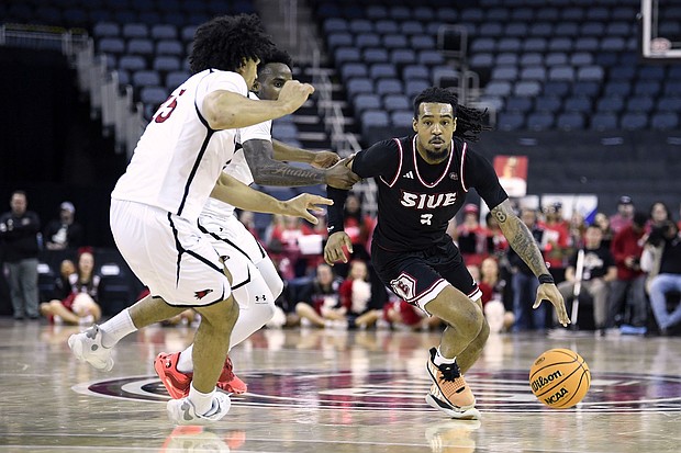 The SIUE Cougars were the first team to book their spot in the 2025 March Madness.
Mandatory Credit:	Michael Allio/Icon Sportswire/AP via CNN Newsource