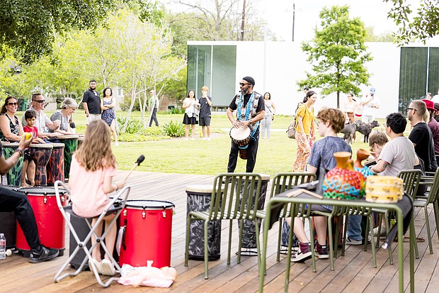 Neighborhood Community Day at the Menil Collection. Photo: Hung Truong