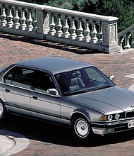 1988 E32 735i