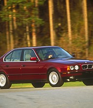 1989 E34 5-Series Action 2