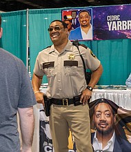 Cedric Yarbrough, an actor and comedian, in character for the event.