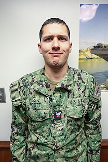 From the heart of Alvin, Texas, to the towering decks of one of the world’s largest aircraft carriers, Petty Officer …