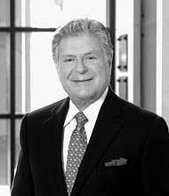 Holocaust survivor Walter Kase