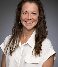 Dr. Anne Lippert