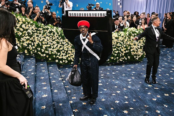 Andre 3000 may have pulled off one of the most fashionable product reveals of all time. The Grammy-winning rapper and …