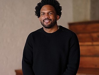 Everette Taylor, Kickstarter CEO who rose from homelessness in Richmond’s South Side to tech industry success, returns to his hometown to deliver VCU’s spring commencement address May 10.