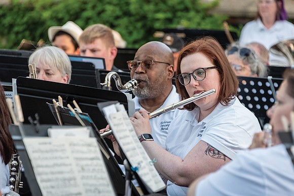 Agecroft Hall and Gardens will host a free concert and family-friendly activities on Mother’s Day, inviting visitors to explore the … Agecroft Hall and Gardens will host a free concert and family-friendly activities on Mother’s Day, inviting visitors to explore the …