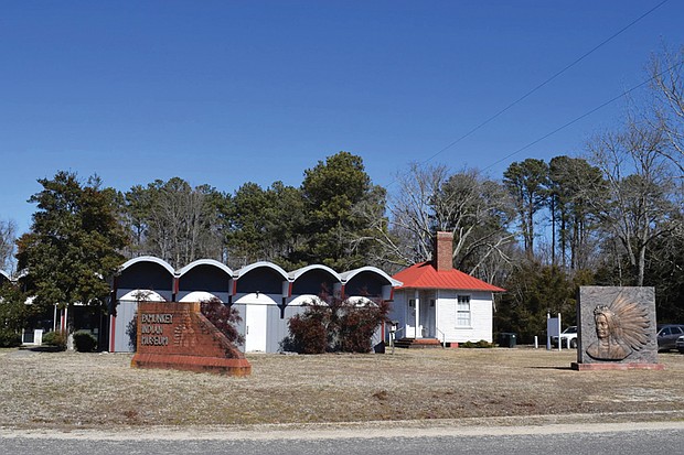 The Pamunkey Indian Museum and Cultural Center opened in 1979 next door to the 1909
Schoolhouse on the reservation.