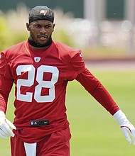 Tampa Bay Buccaneers safety Shilo Sanders works out during the NFL football team’s rookie minicamp May 9 in Tampa, Fla.