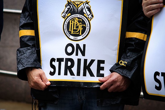 Negotiators for New Jersey Transit and the Brotherhood of Locomotive Engineers and Trainmen (BLET), the union representing 450 striking engineers, …