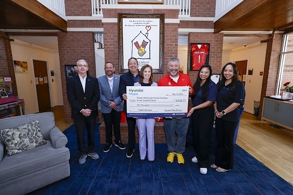 (left to right) Doug Bush, dealer network development, southern region, Hyundai Motor America, Jason York, regional parts and service, southern region, Hyundai Motor America, Brandon Ramirez, director, corporate social responsibility, Hyundai Motor North America, Janet Kolbush, development and events director, Ronald McDonald House Charities of the Coastal Empire, Bill Sorochak, CEO and executive director, Ronald McDonald House Charities of the Coastal Empire, Ciara Calub, corporate social responsibility, Hyundai Motor North America, Vanessa Perez, corporate social responsibility, Hyundai Motor North America at Ronald McDonald House Charities of the Coastal Empire in Savannah, Ga. on May 16, 2025 (Photo/Hyundai)