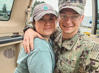 This Father’s Day, a special message is sailing home to Kemah, Texas, from thousands of miles away. Petty Officer 1st …