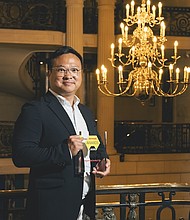 Hyundai Motor IONIQ 5 N Earns Coveted ‘Five-Star Car’ Accolade at 2025 Autocar Awards
Joon Park, Vice President and Head of N Management Group at Hyundai Motor Company, receiving the 'Five-Star Car' award at the 2025 Autocar Awards