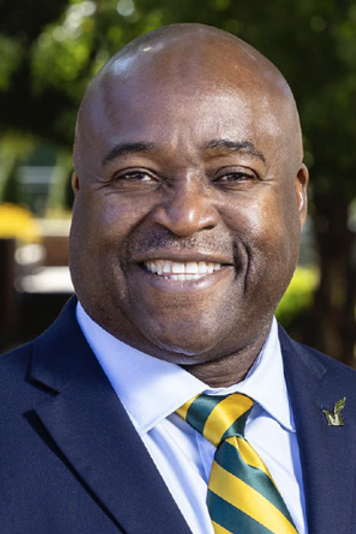George Mason University President Gregory Washington will remain in his role as the school faces federal investigations and political infighting …