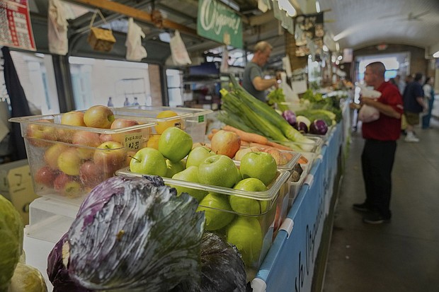 Americans are stressed about grocery prices.
Mandatory Credit:	Sue Ogrocki/AP via CNN Newsource